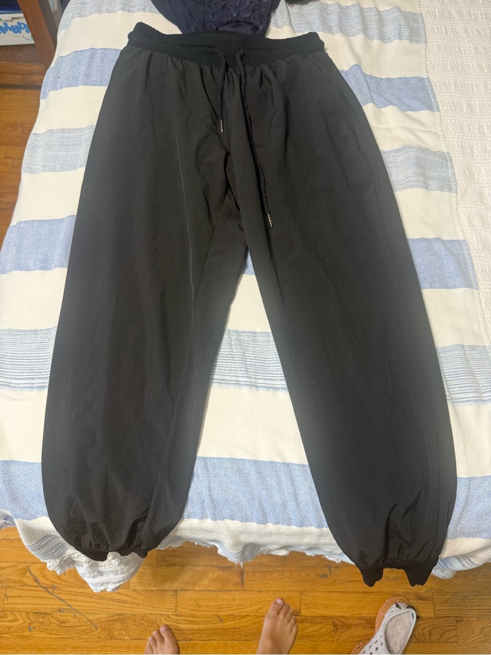 Blue Blush Black Women's Elastic Waist Jogger Pants